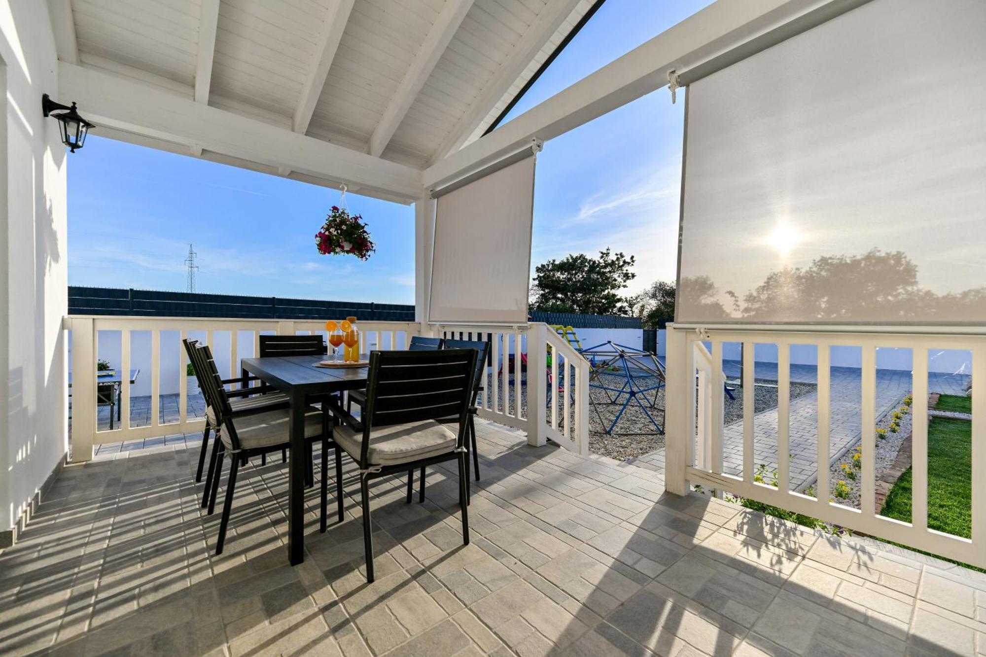 Holiday Home Aprilis With Pool, Jacuzzi And Sauna Galovac  Exteriér fotografie