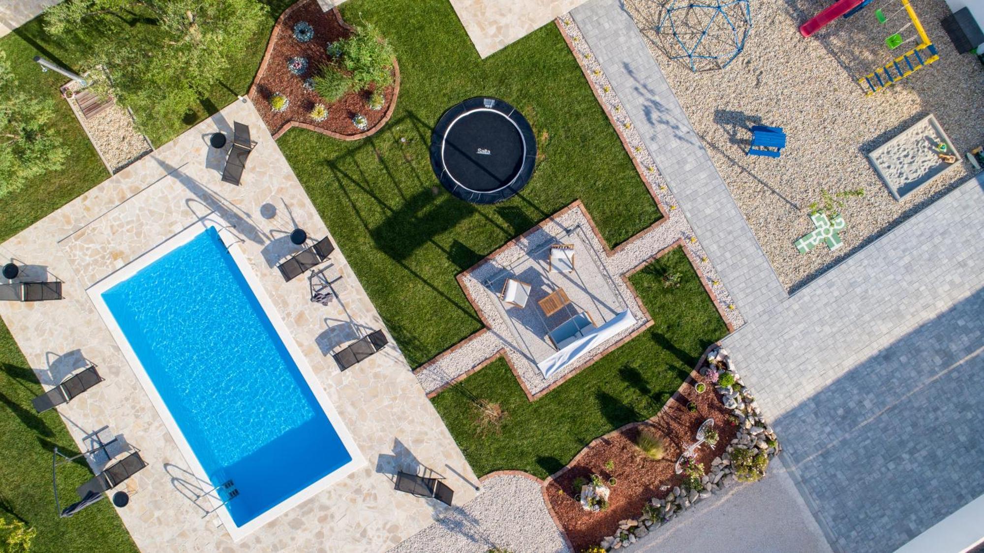 Holiday Home Aprilis With Pool, Jacuzzi And Sauna Galovac  Exteriér fotografie